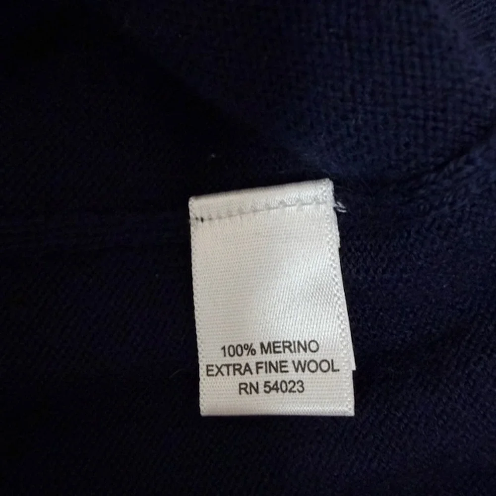 Banana Republic Mens Extra Fine Merino Wool Argyle V-Neck Sweater Preppy Navy L